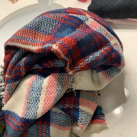 Scarf - Picture 2 of 2